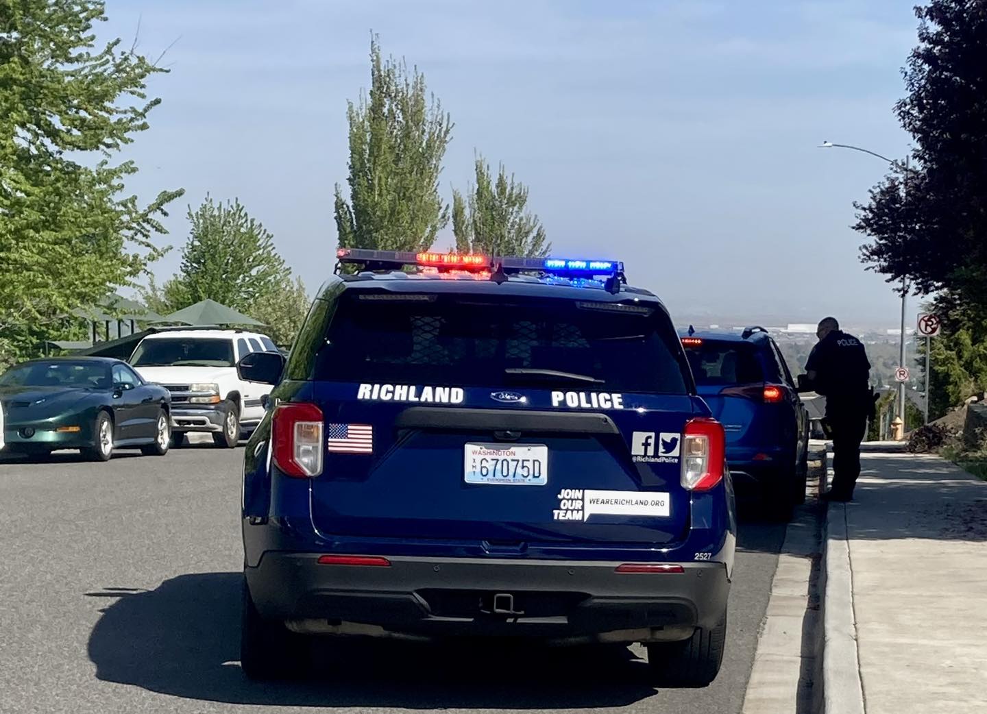 Richland Police car on a traffic stop